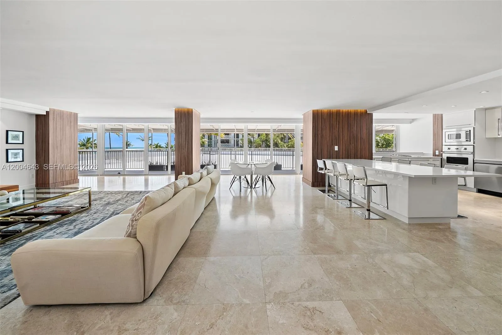 600 Grapetree Dr, Key Biscayne FL 33149