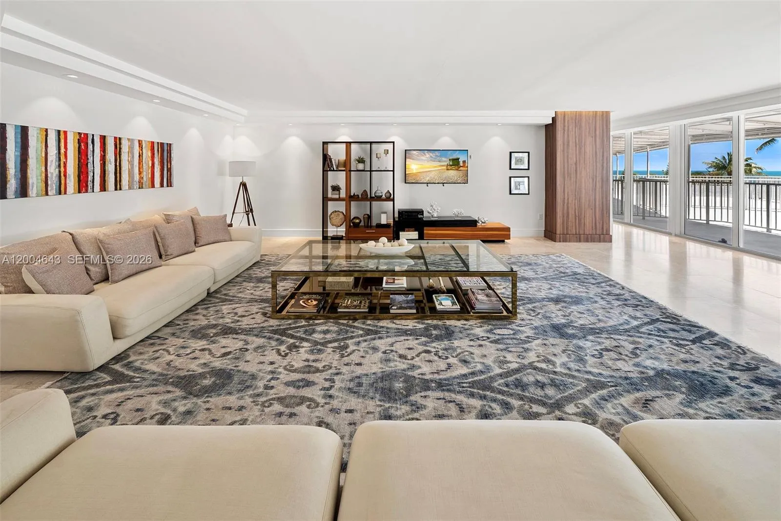 600 Grapetree Dr, Key Biscayne FL 33149