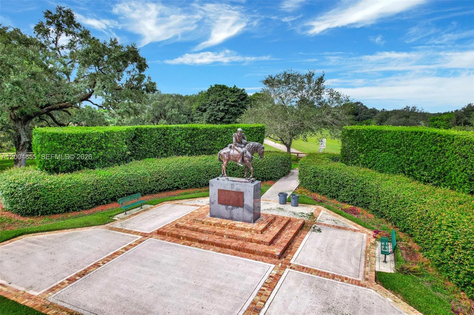 2806 Oak Grove Rd, Davie FL 33328