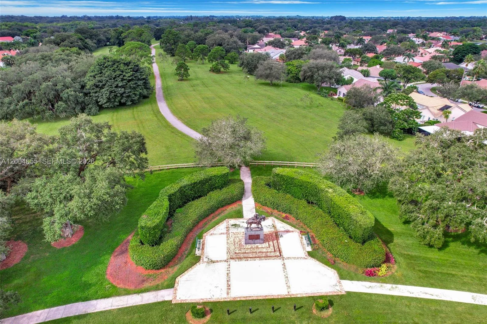 2806 Oak Grove Rd, Davie FL 33328