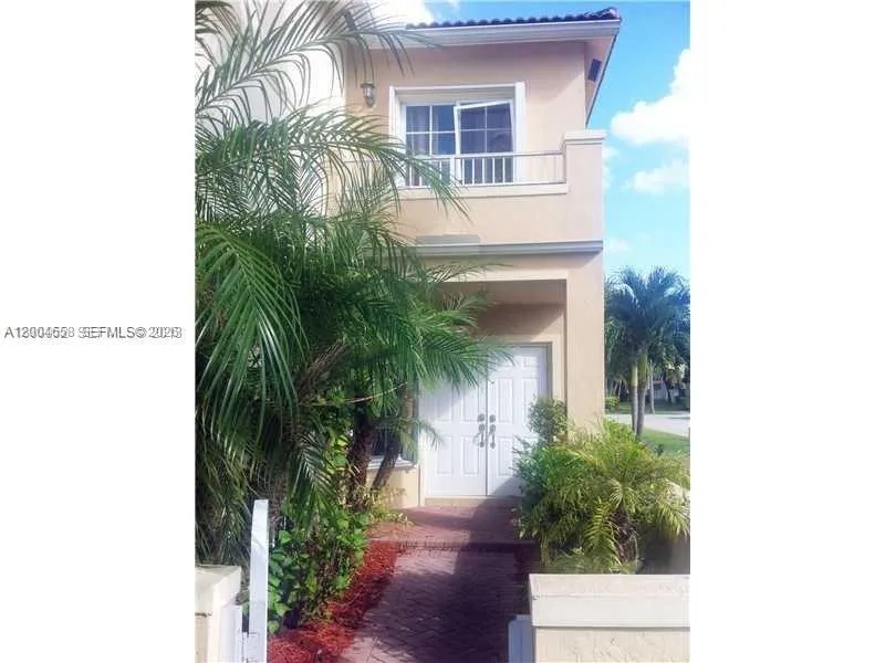 5507 NW 113th Ave, Doral FL 33178