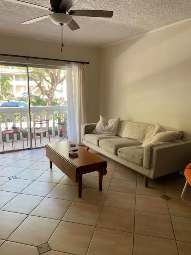 100 Edgewater Dr # 102, Coral Gables FL 33133