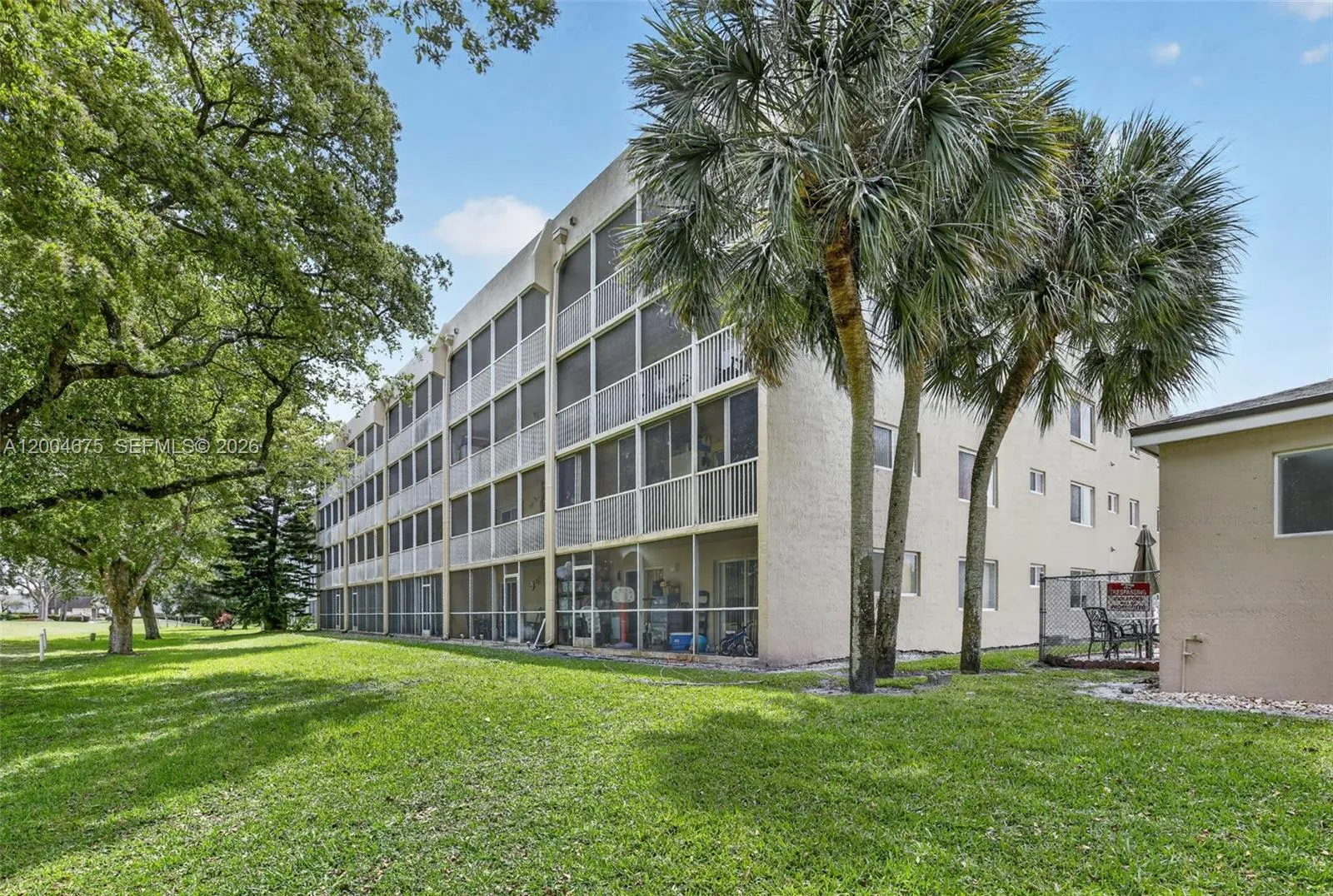 9470 Tangerine Pl # 105, Davie FL 33324