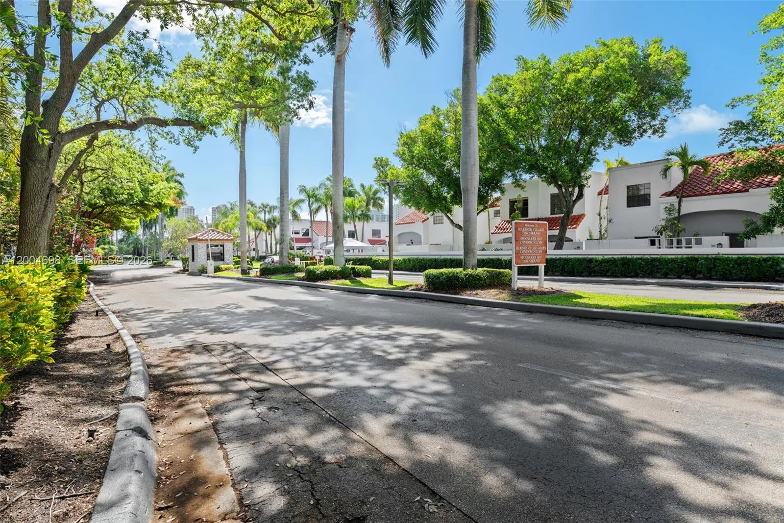 21012 NE 34th Ct, Aventura FL 33180