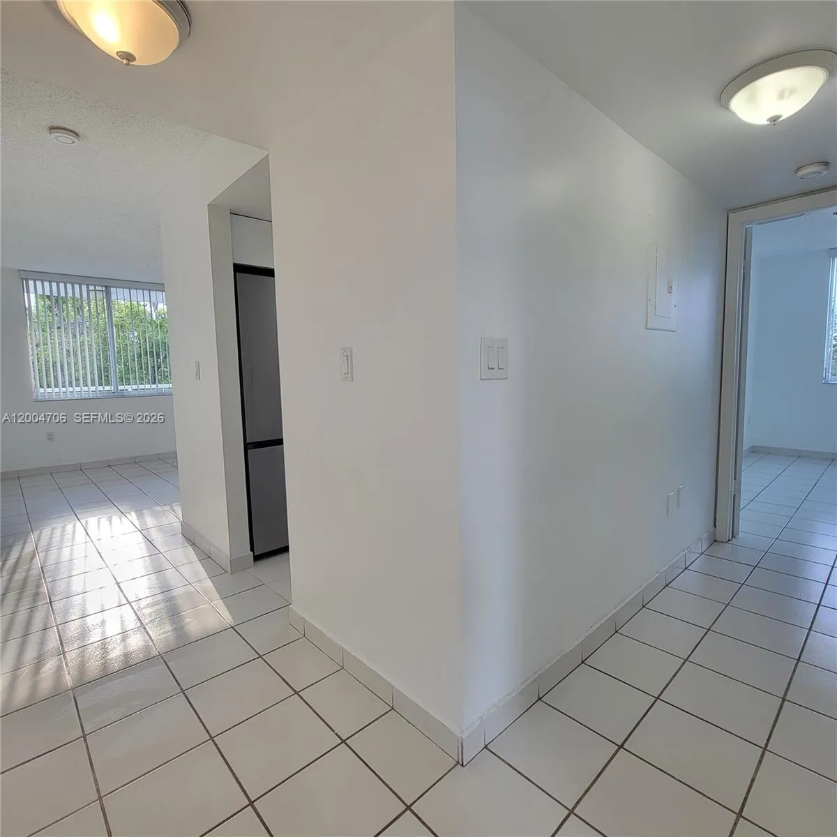 7601 Dickens Ave # 402, Miami Beach FL 33141