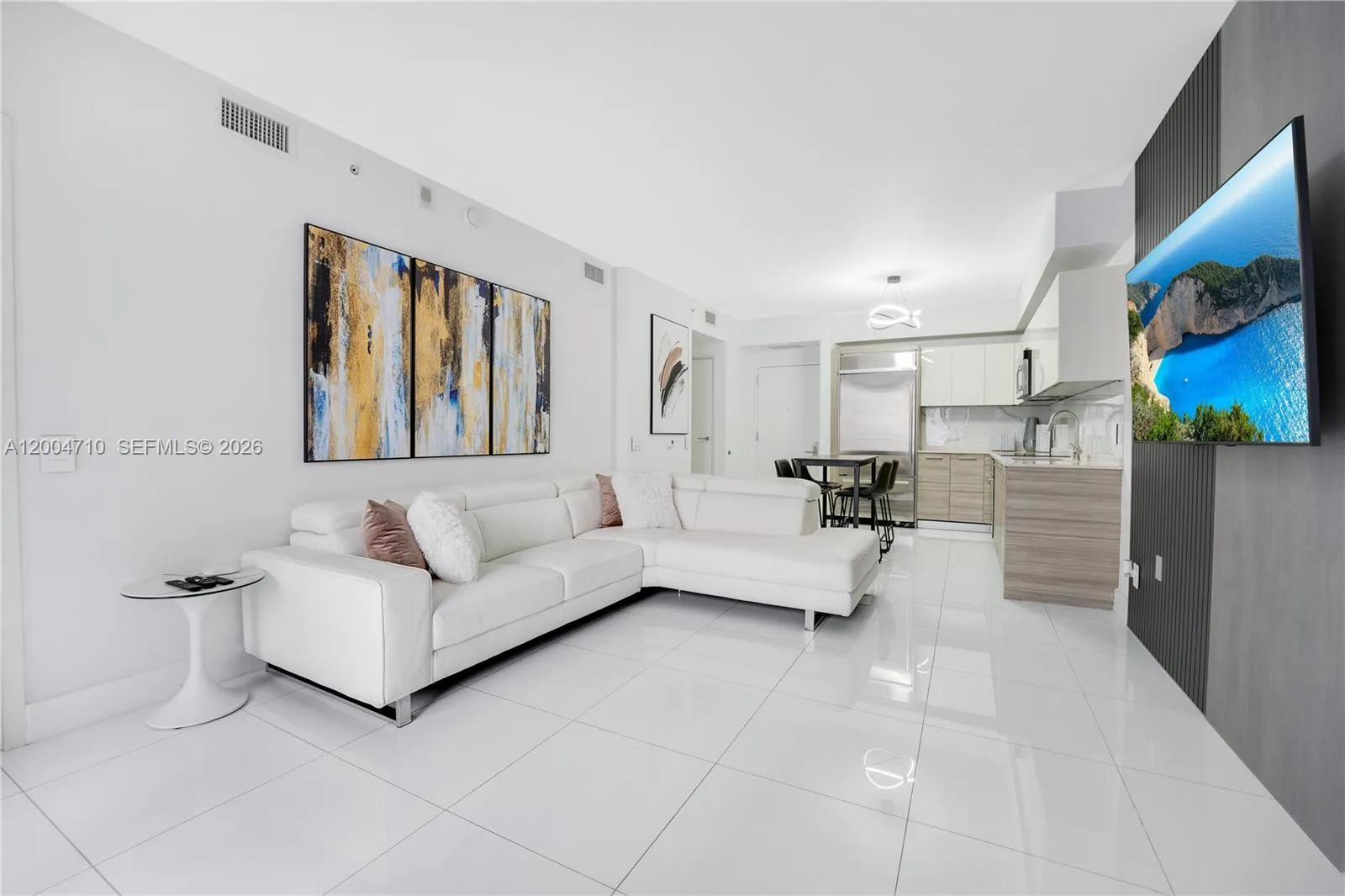 1300 Brickell Bay Dr # 706, Miami FL 33131