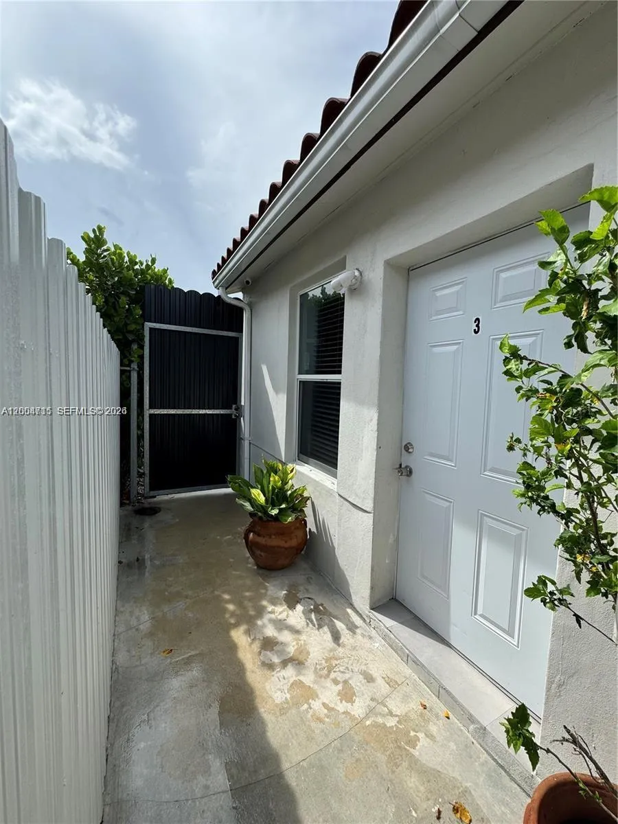 6335 N Miami Ave # 3, Miami FL 33150