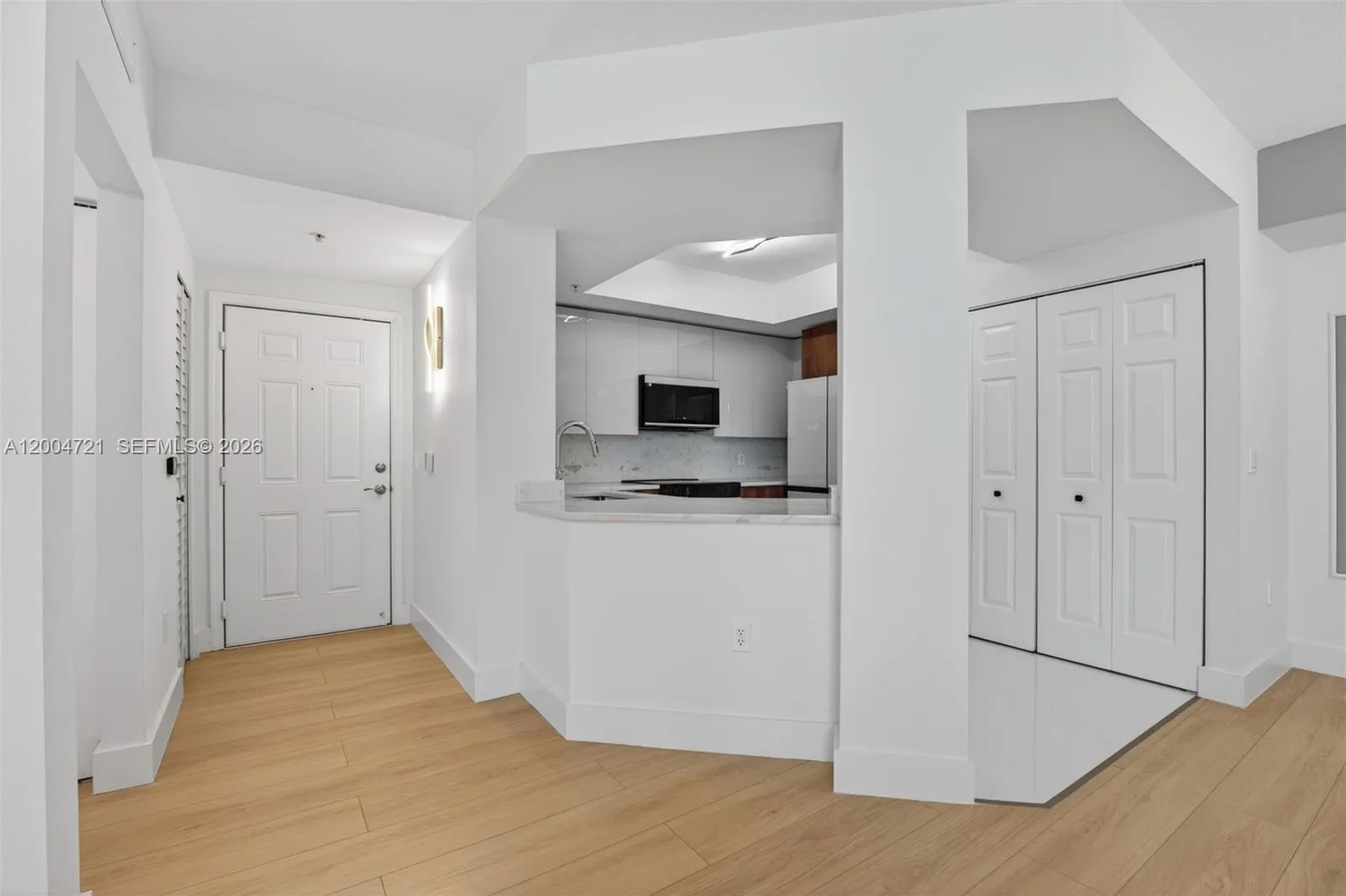 2401 NE 65th St # 205, Fort Lauderdale FL 33308