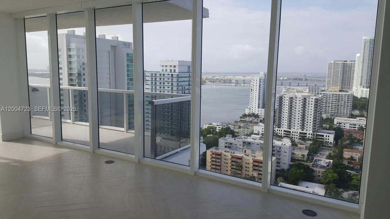 600 NE 27th St # 2705, Miami FL 33137