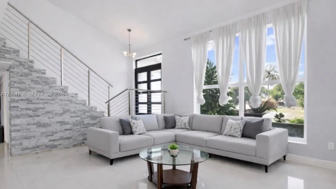 16070 SW 89th Ave Rd, Palmetto Bay FL 33157