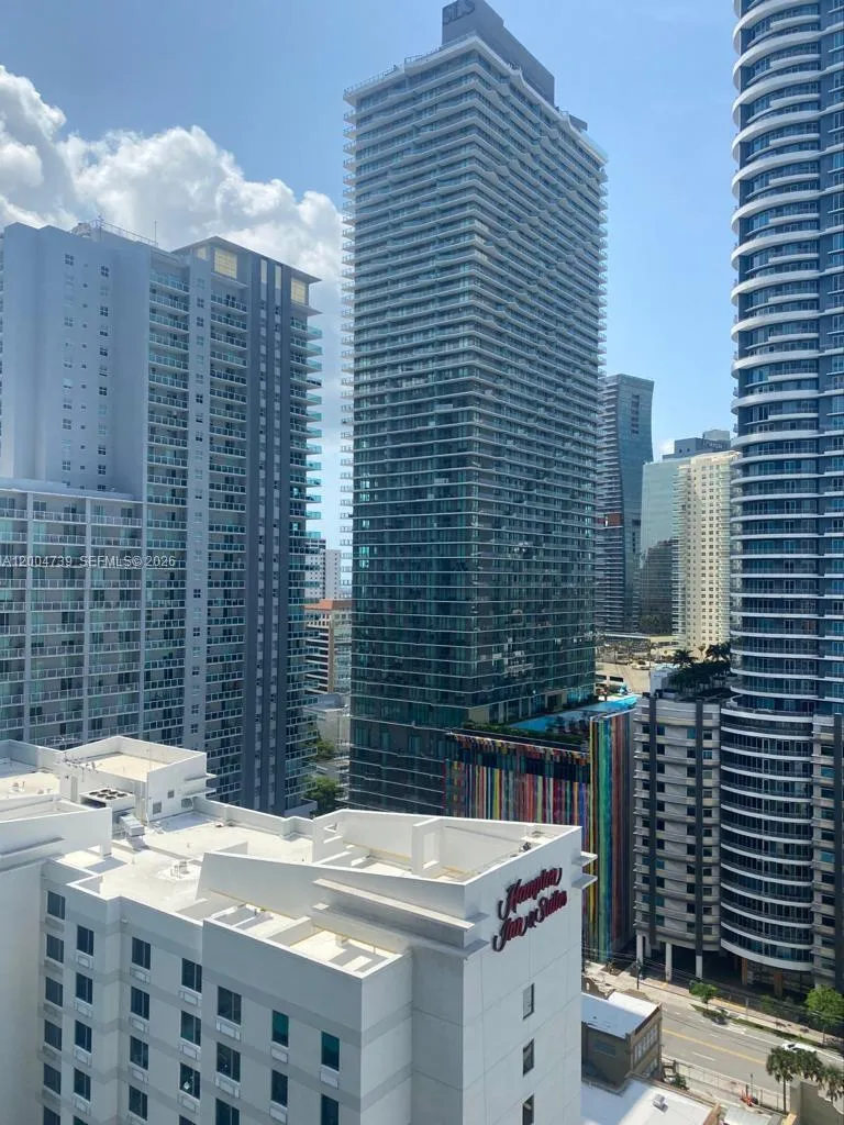 79 SW 12th St, Miami FL 33130