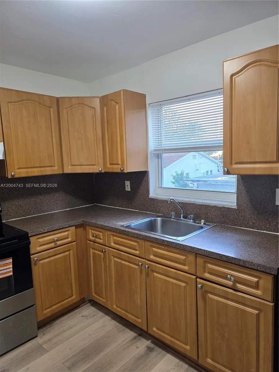 1111 NW 19th Ave # 205, Miami FL 33125