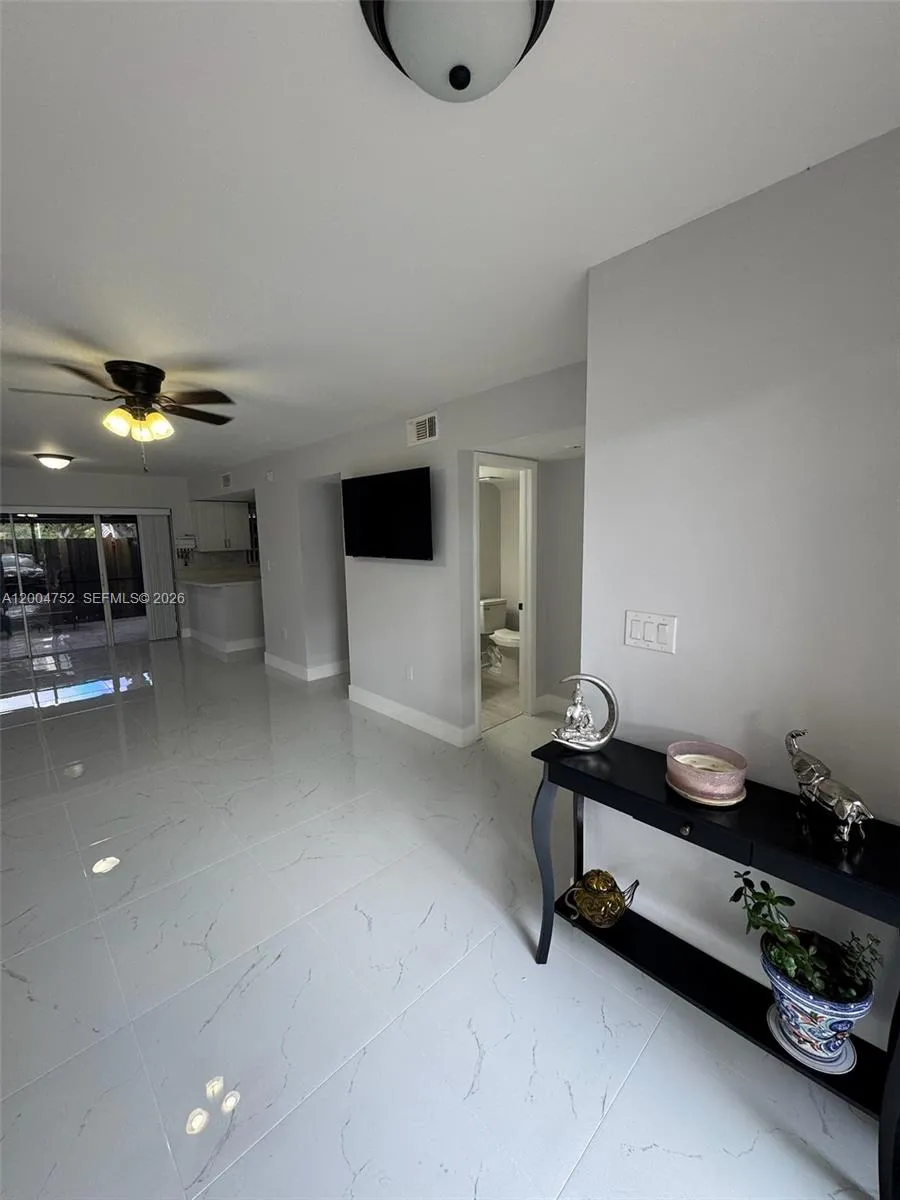 5127 SW 123rd Ave, Cooper City FL 33330