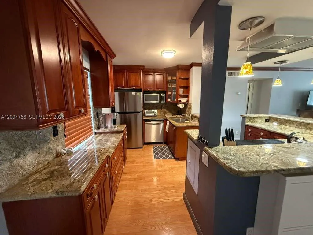 2691 S Course Dr # 202, Pompano Beach FL 33069