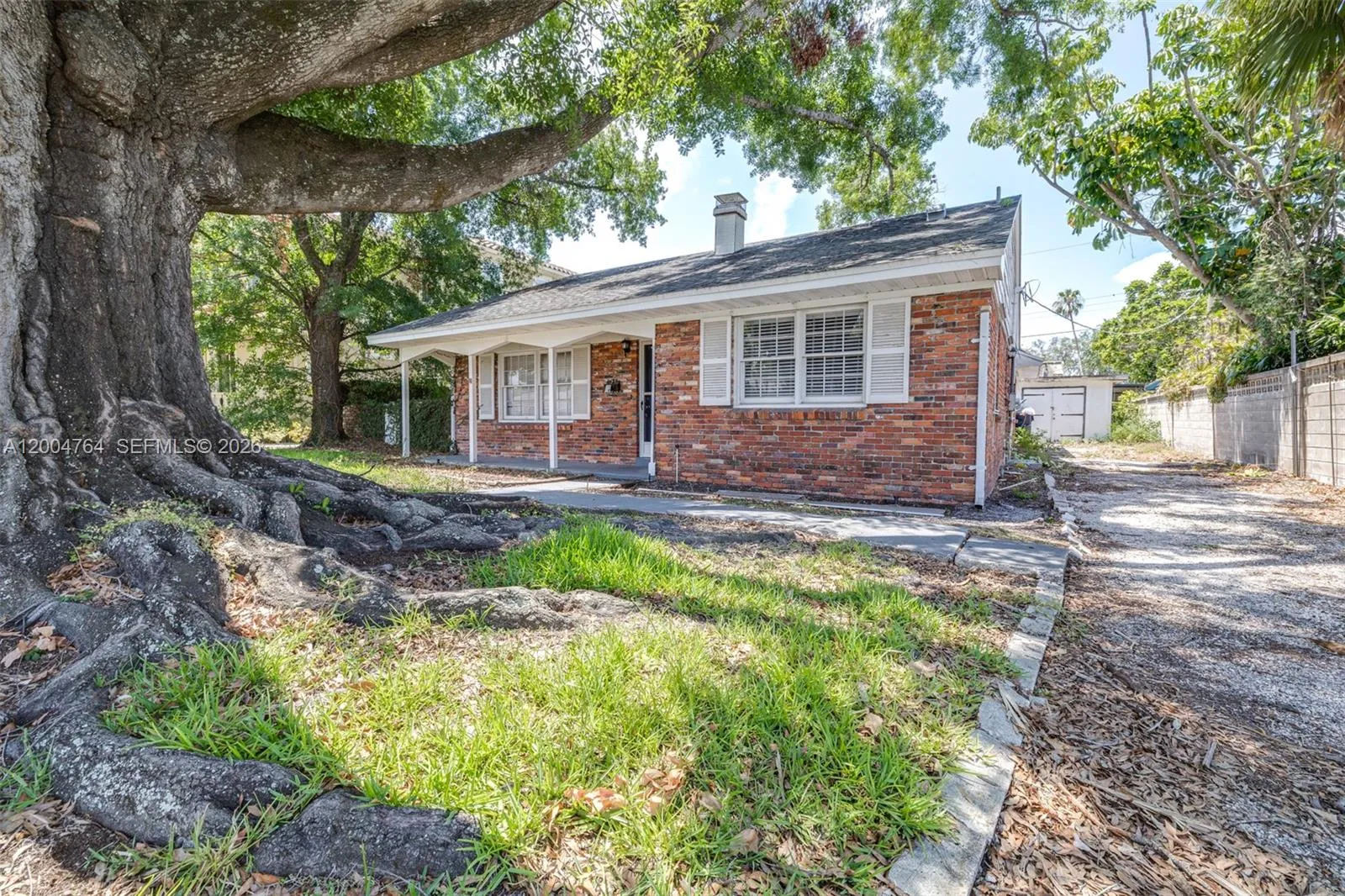 100 Huron Ave, Tampa FL 33606