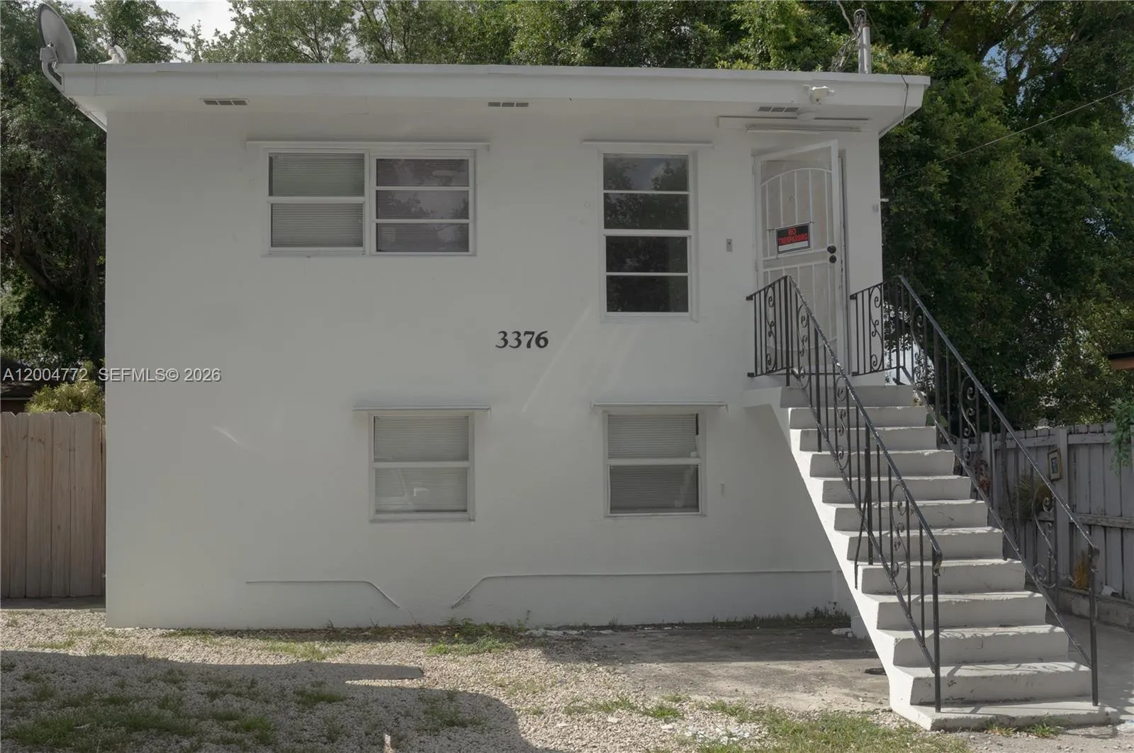 3376 NW 49th St, Miami FL 33142