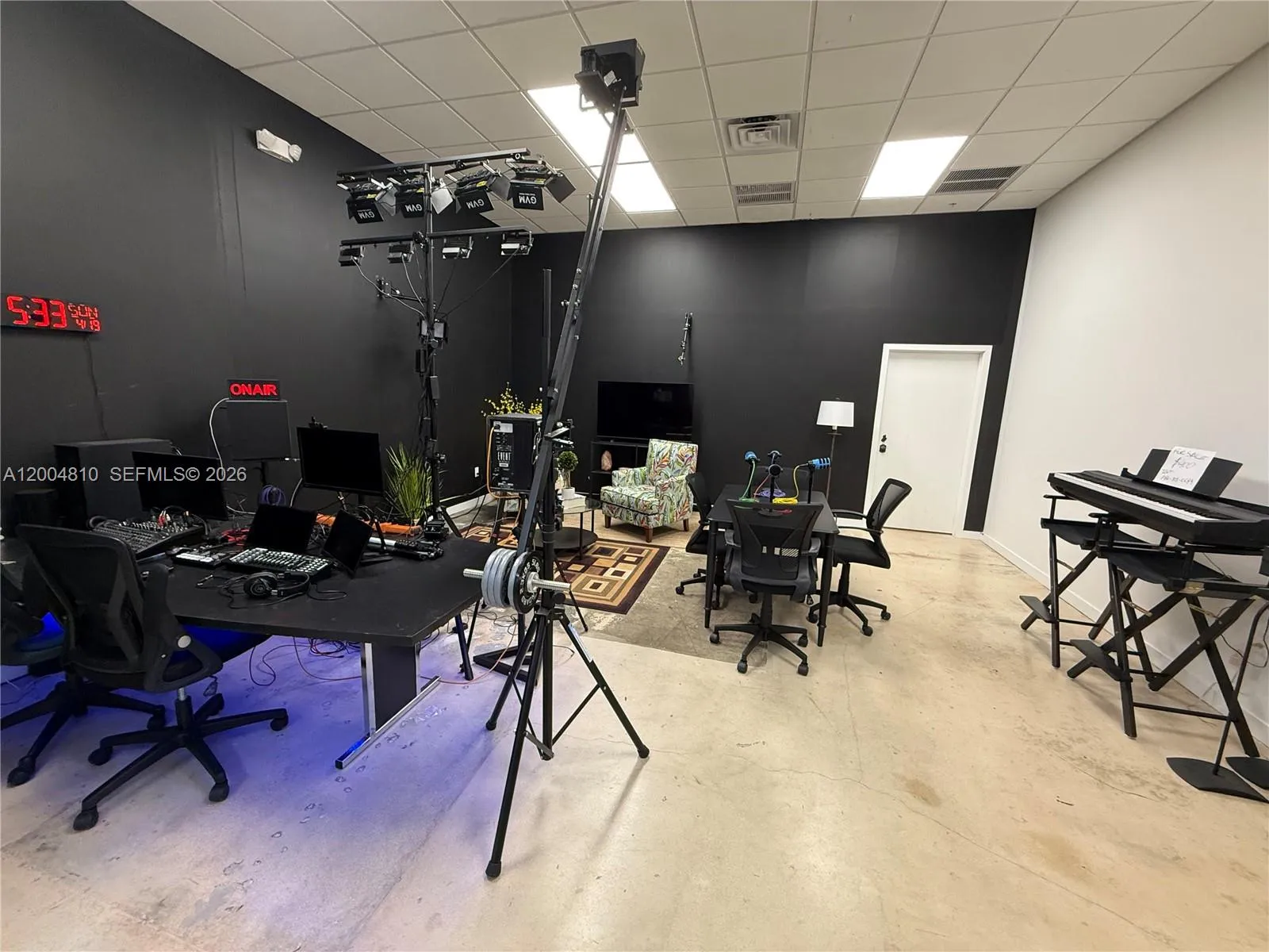 7445 W 4th Ave, Hialeah FL 33014