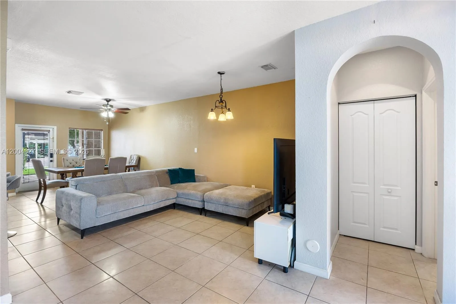 14254 SW 272nd St, Homestead FL 33032