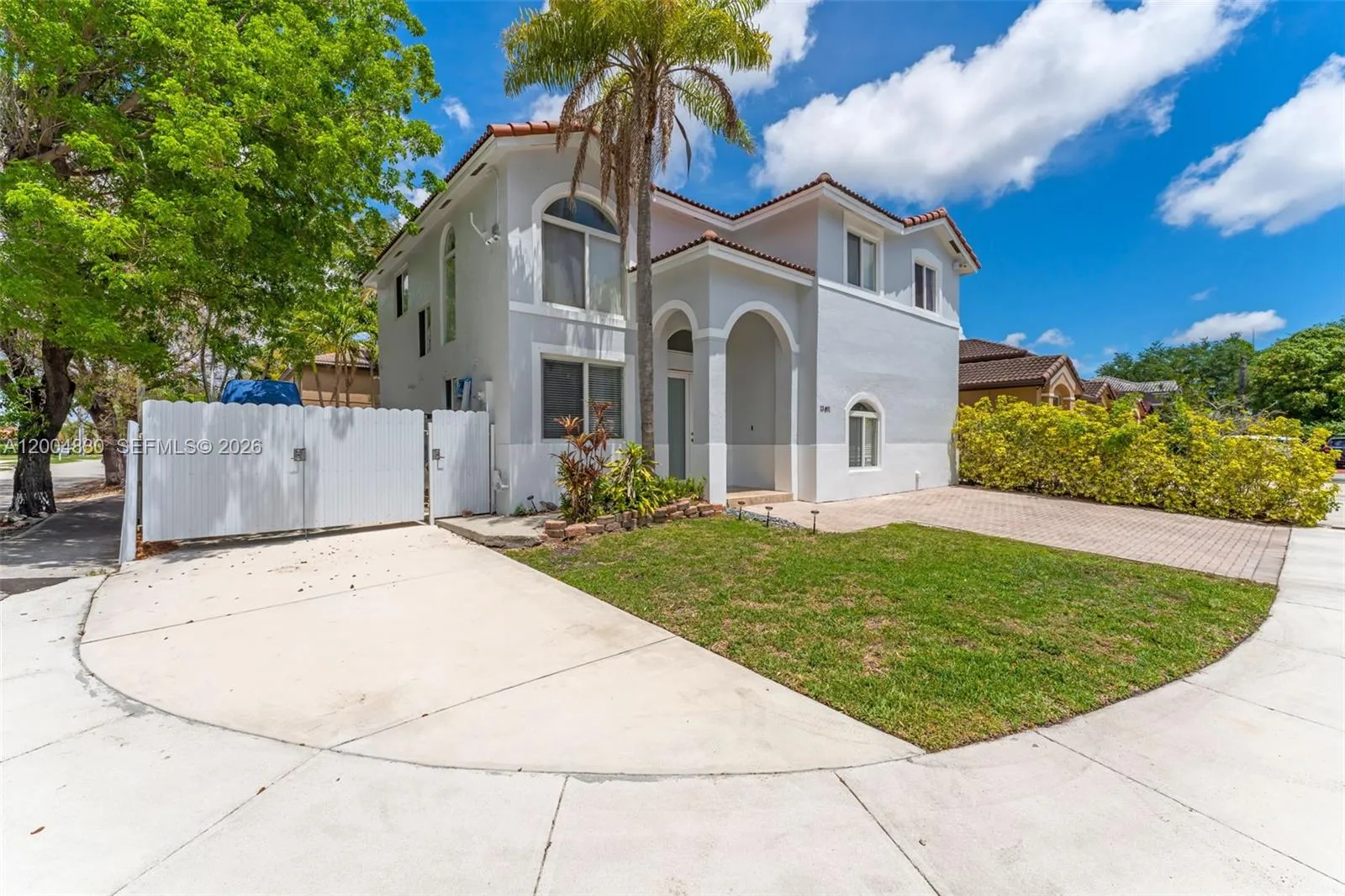 13891 SW 39th Ter, Miami FL 33175