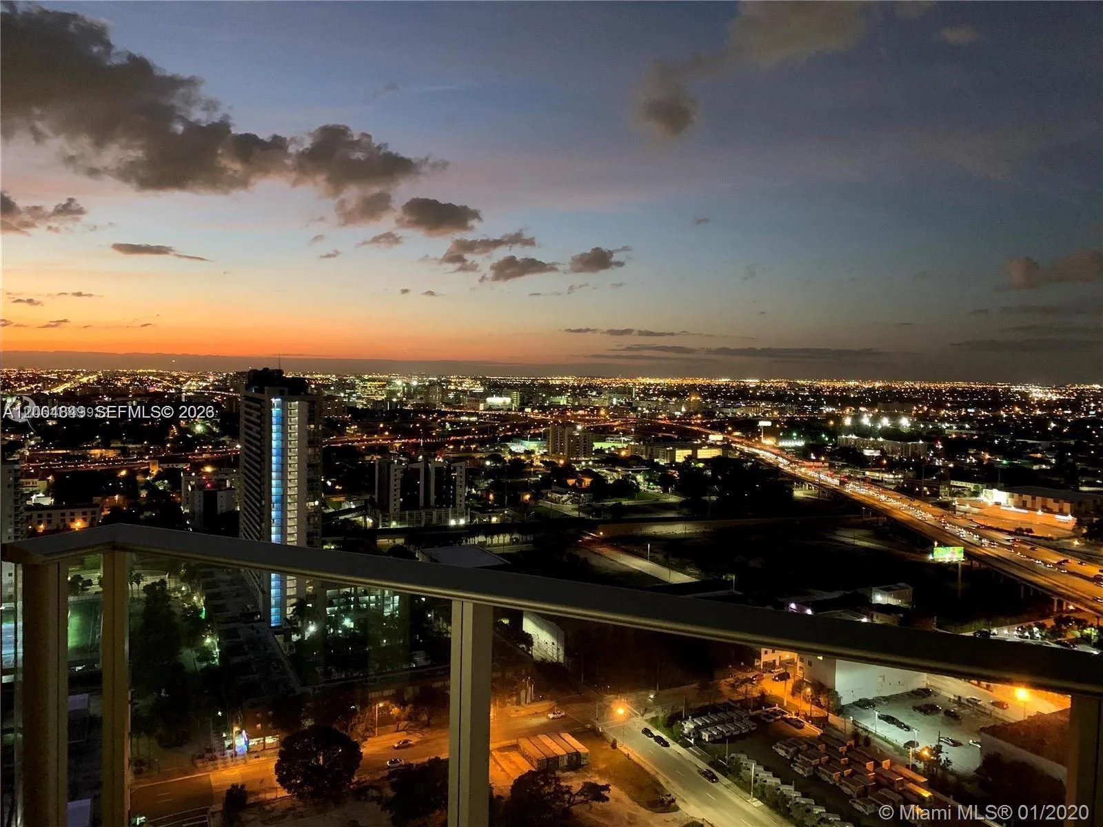 851 NE 1st Ave # 2700, Miami FL 33132