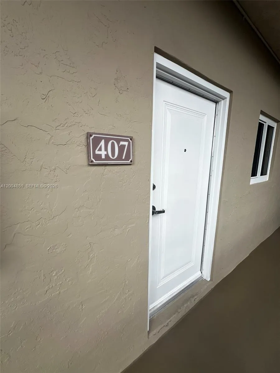 8103 Camino Real # 407, Miami FL 33143