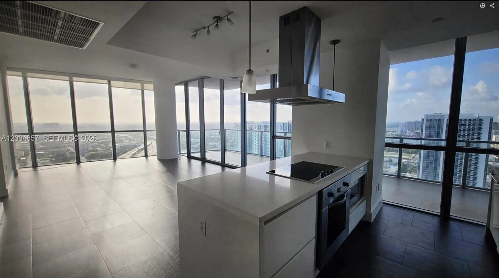 1100 Biscayne Blvd # 3708, Miami FL 33132