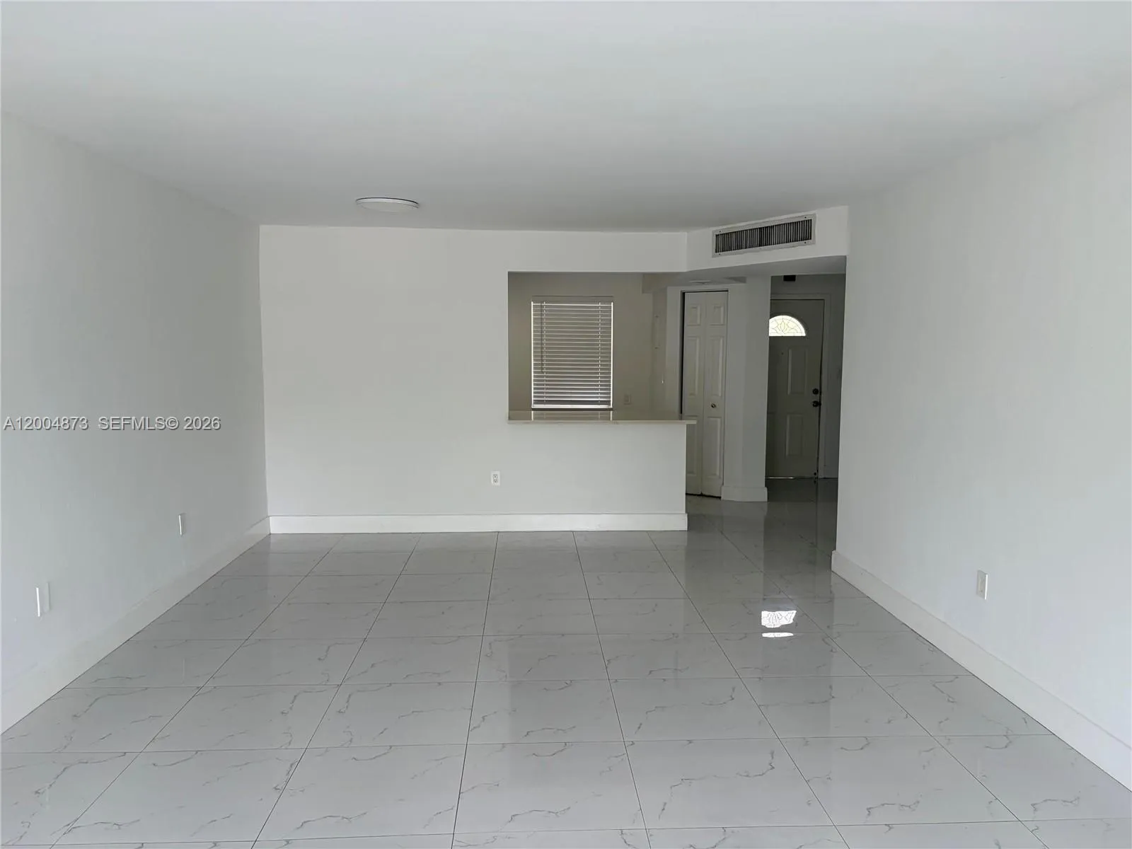 1401 NE 191st St # D201, Miami FL 33179