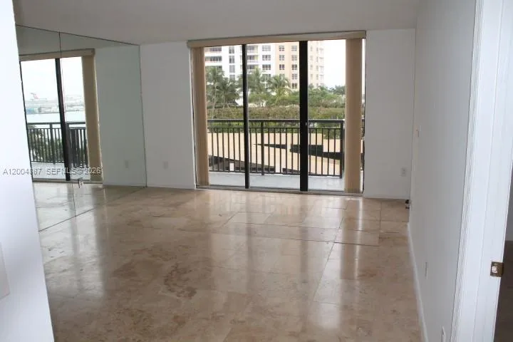 540 Brickell Key Dr # 724, Miami FL 33131