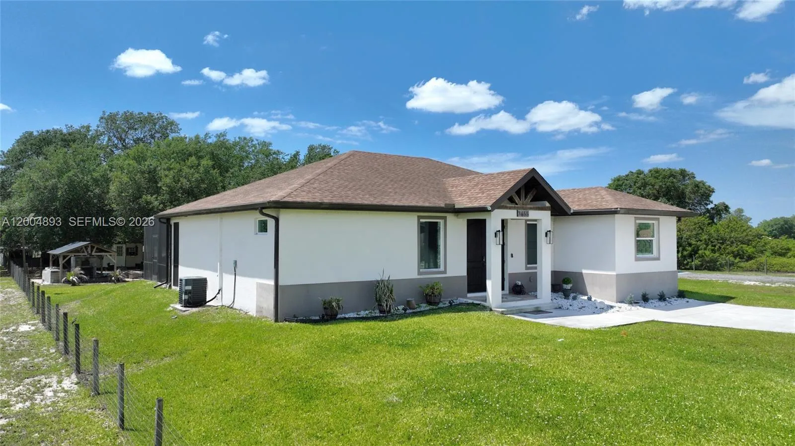 7655 17th Place, La Belle FL 33935