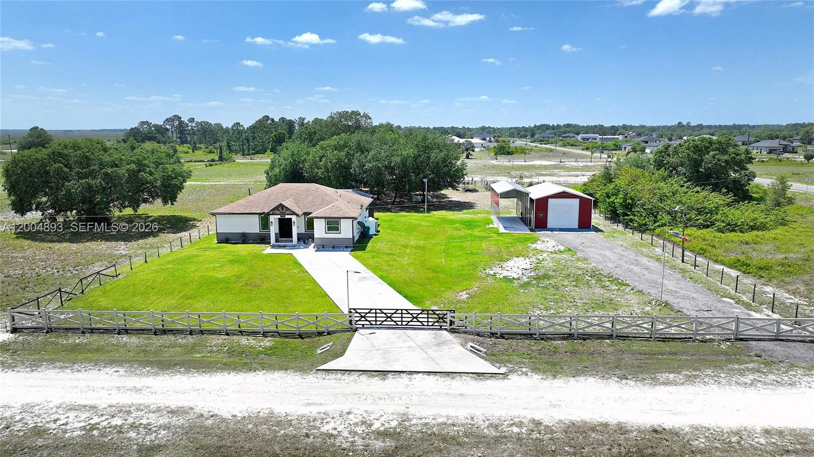 7655 17th Place, La Belle FL 33935