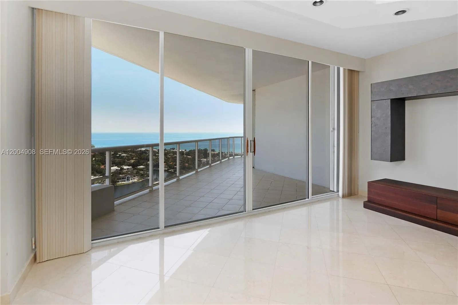 3802 NE 207th St # 2604, Aventura FL 33180