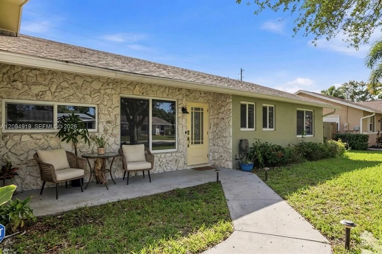 1200 Rowayton Circle, Wellington FL 33414