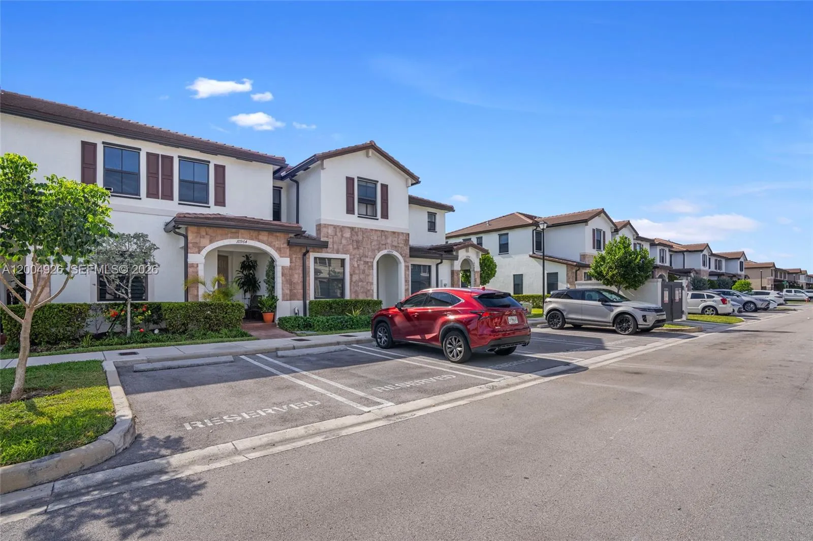 10964 W 32nd Ln, Hialeah FL 33018