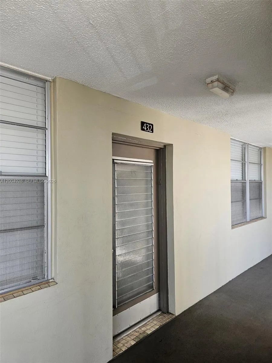 2998 NW 48th Ter # 432, Lauderdale Lakes FL 33313