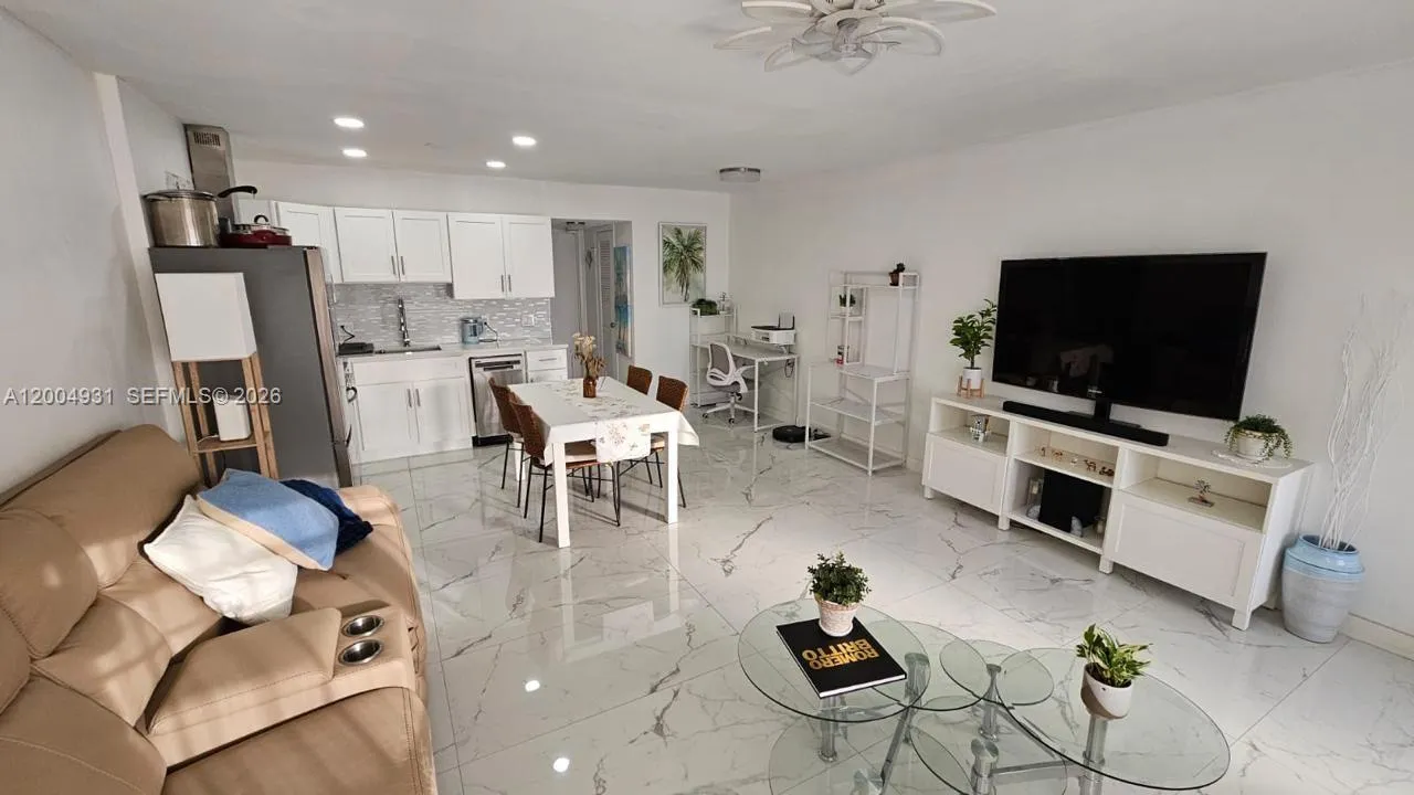 340 S Oakridge  S # 340, Deerfield Beach FL 33442