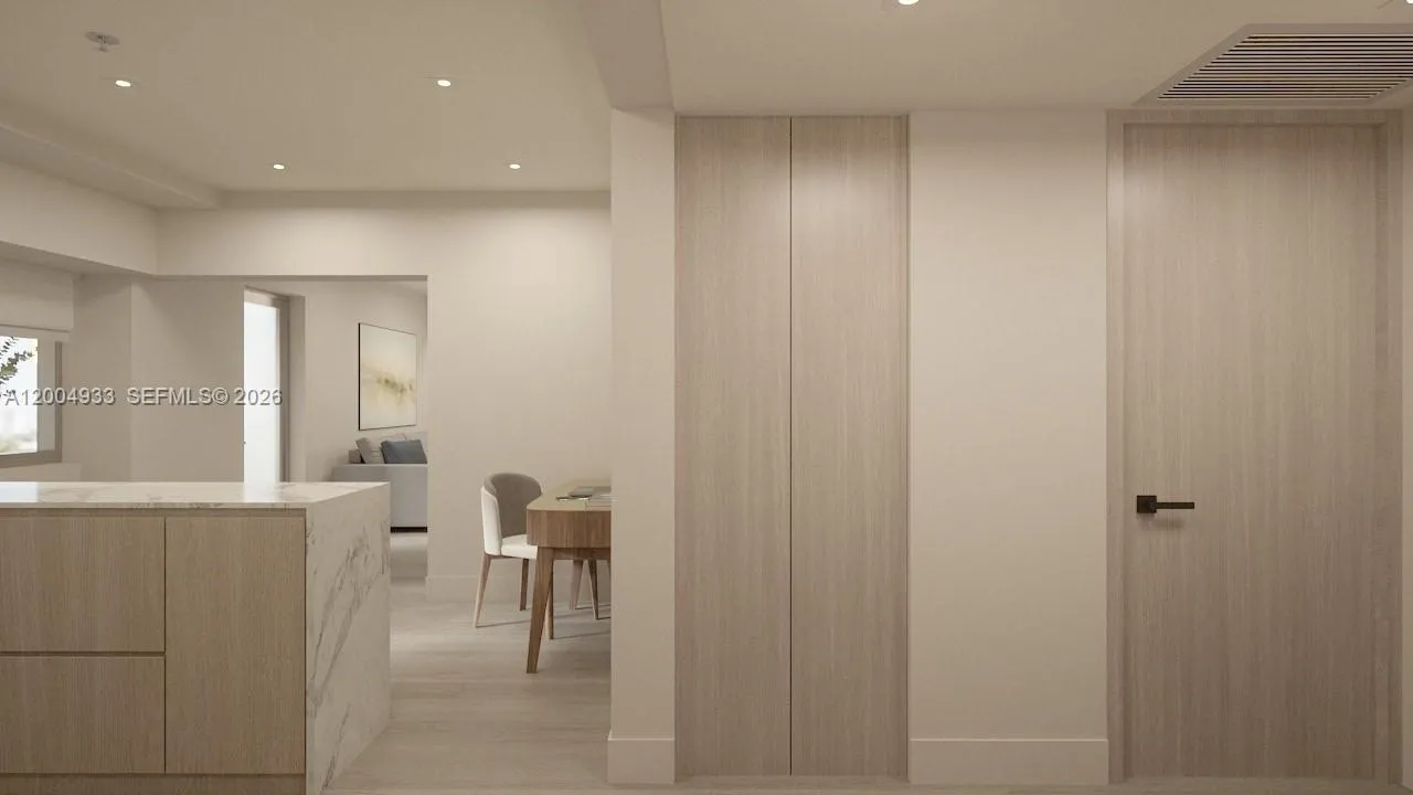 260 Collins Ave, Miami Beach FL 33139