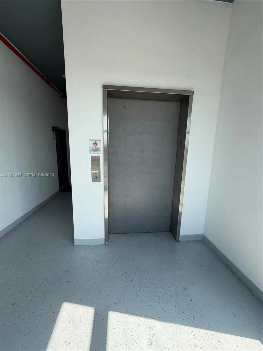 859 E 24th St # 302, Hialeah FL 33013