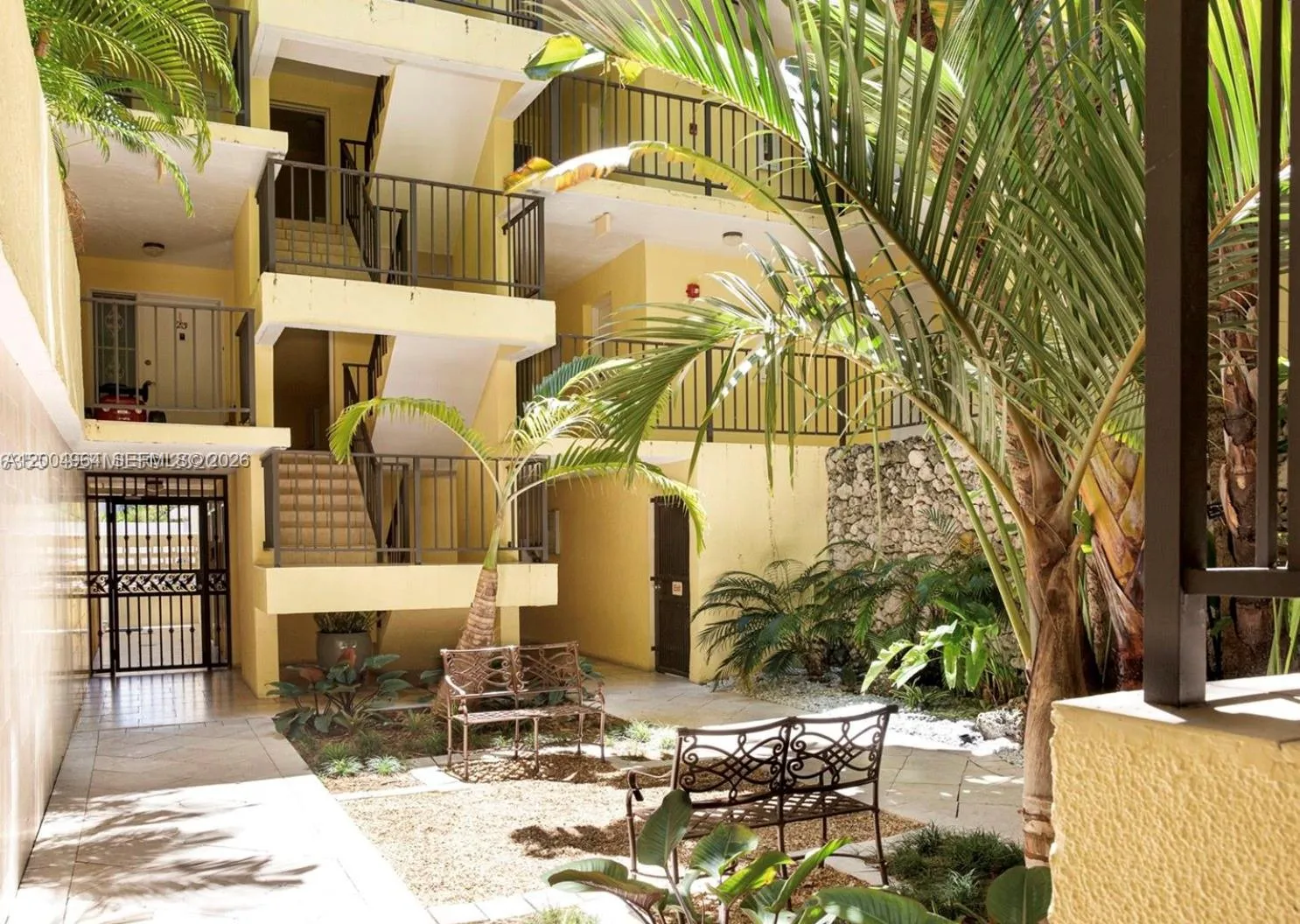 250 Galen Dr # 43, Key Biscayne FL 33149