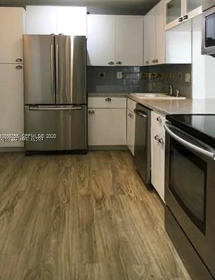 250 Galen Dr # 43, Key Biscayne FL 33149