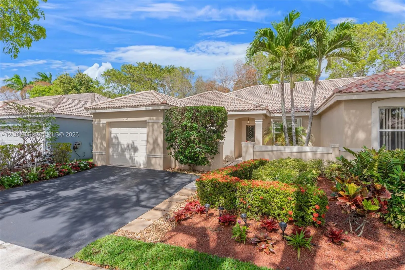 4108 Pine Ridge Ln, Weston FL 33331