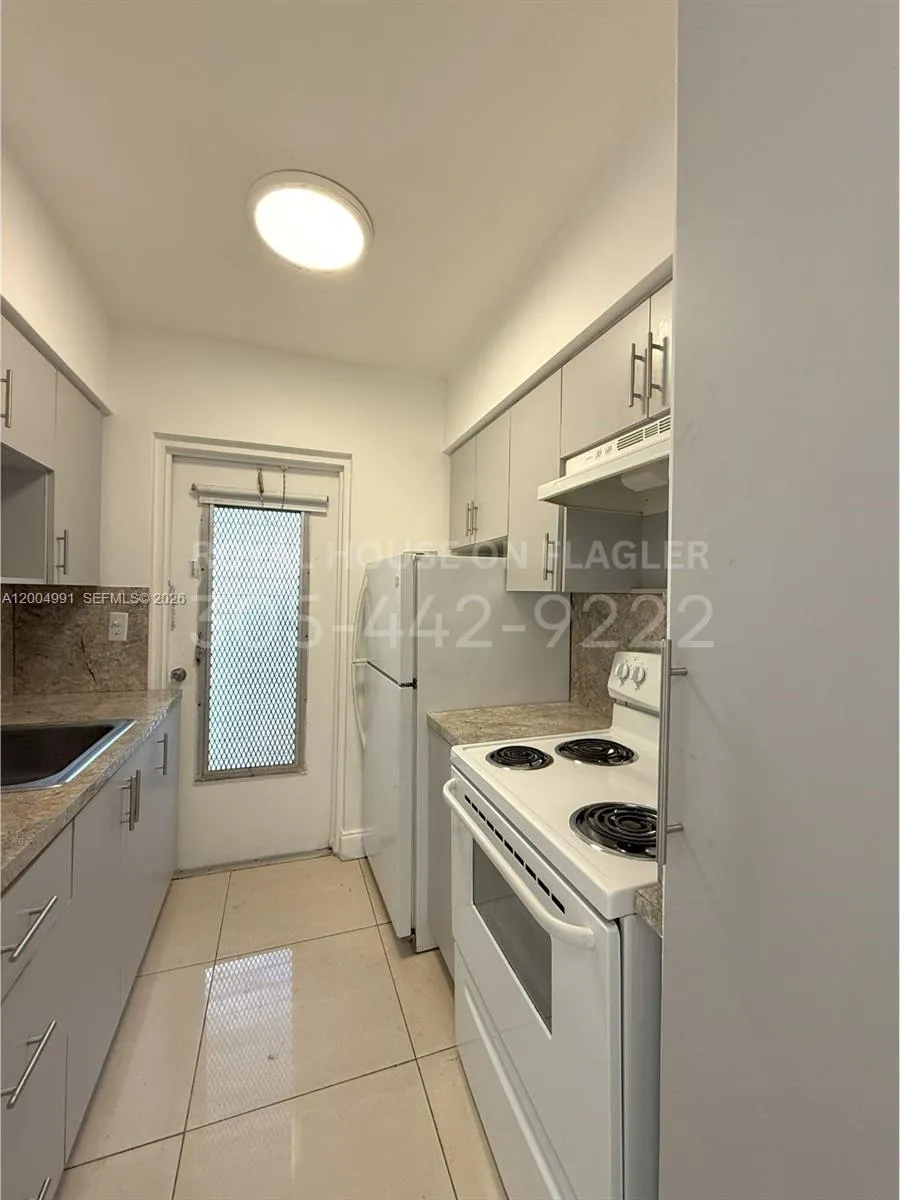 4410 W Flagler St # 208, Miami FL 33134