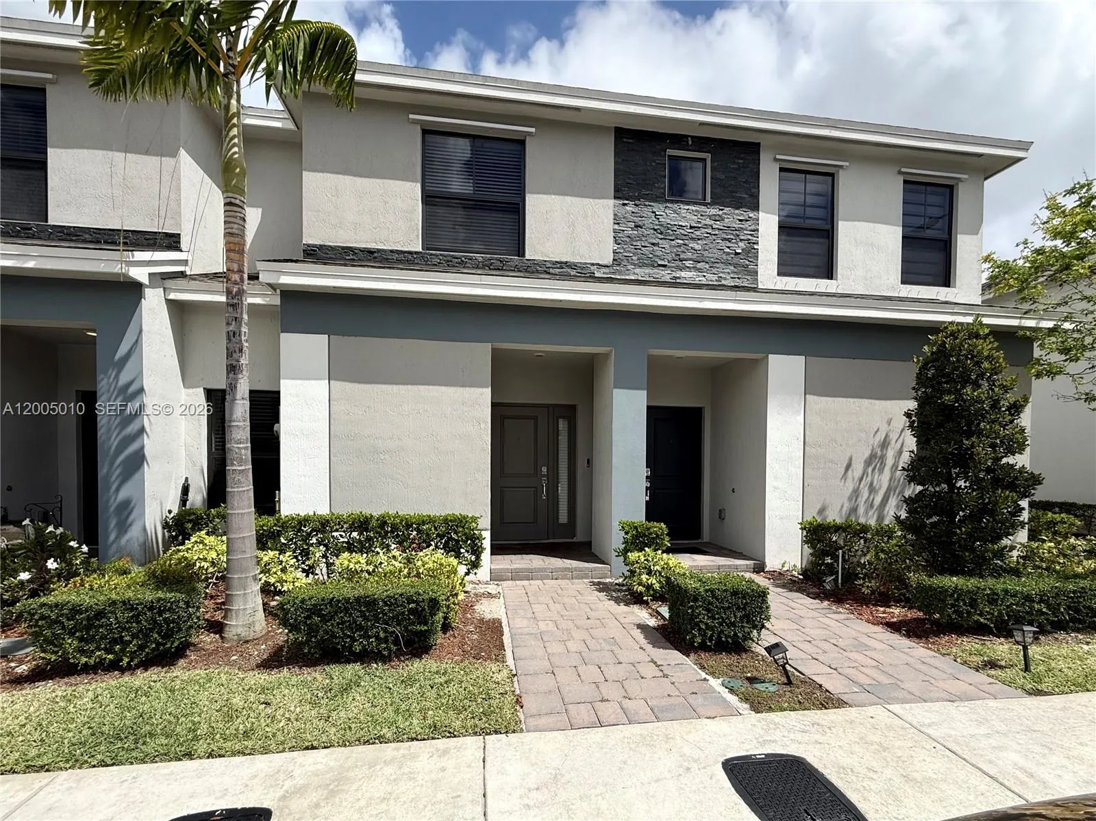 529 NE 1st Dr, Florida City FL 33034