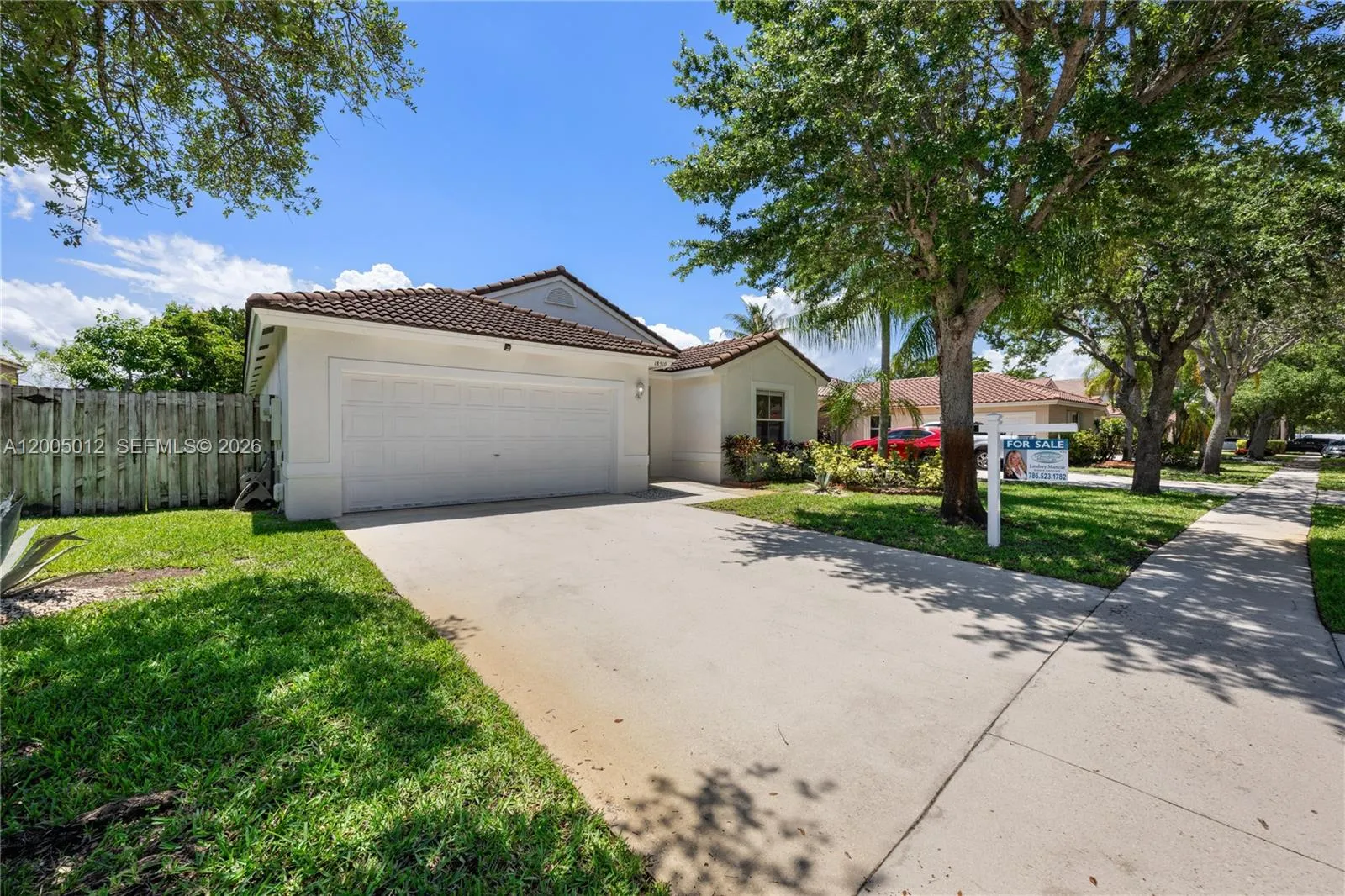 18510 NW 23rd St, Pembroke Pines FL 33029