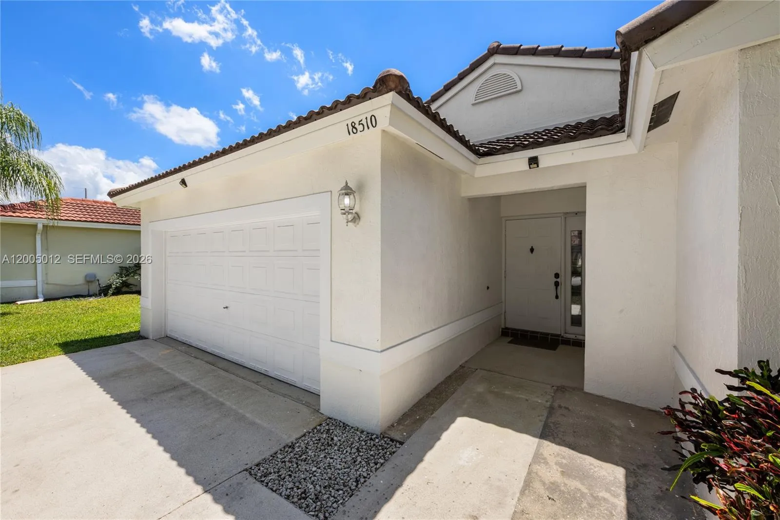 18510 NW 23rd St, Pembroke Pines FL 33029