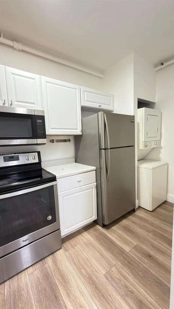 842 Himmarshee St # 1, Fort Lauderdale FL 33312