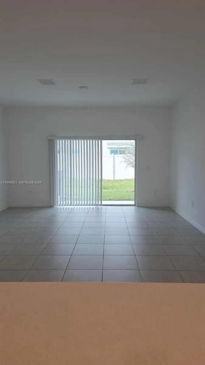 3230 Skyline Loop # 3230, Kissimmee FL 34758