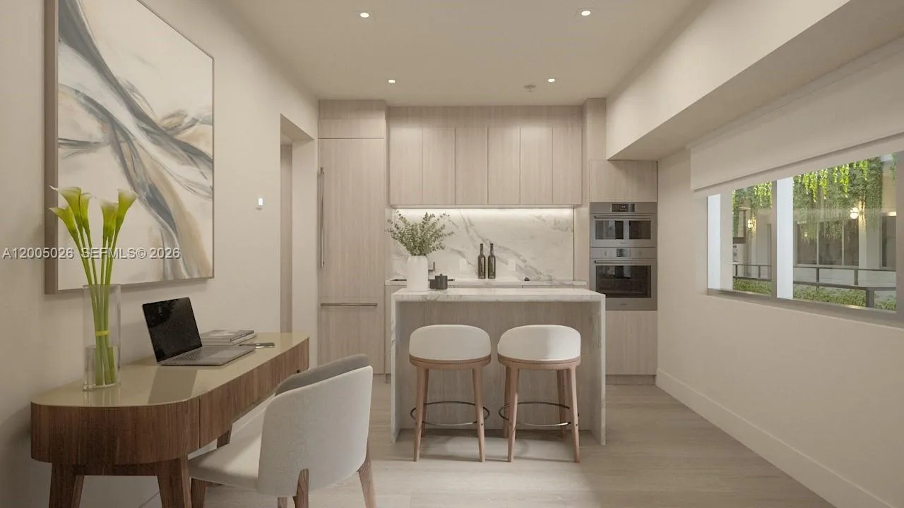 260 Collins Ave, Miami Beach FL 33139