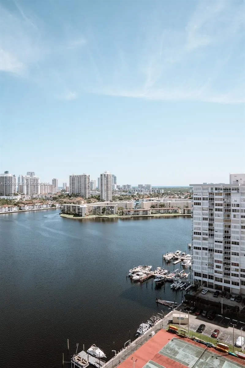 2780 NE 183rd St # 2108, Aventura FL 33160