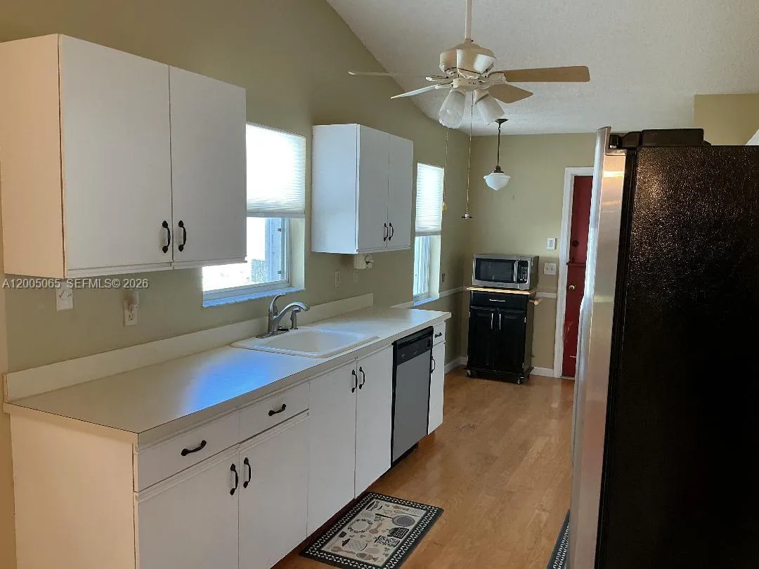 6910 SE Lillian Ct, Stuart FL 34997