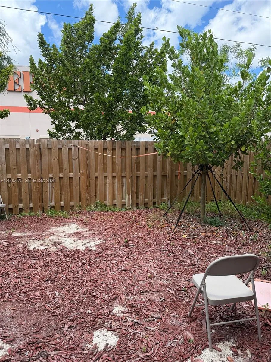 1281 NE 3rd Ave # 1281, Florida City FL 33034